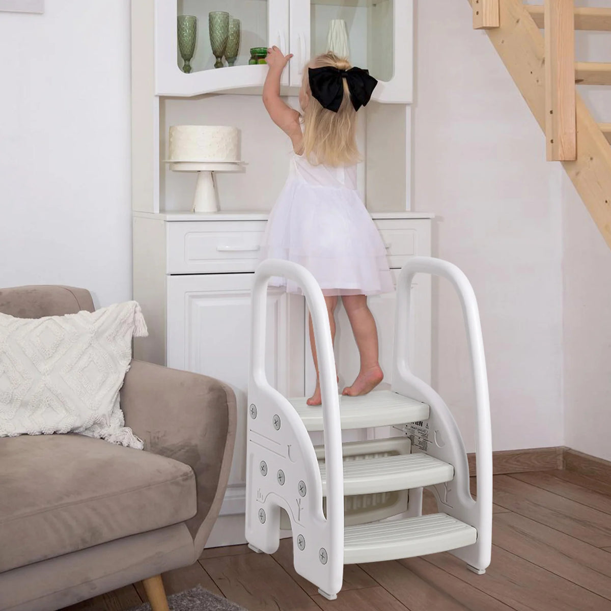 Plastic Kids Step Stool With Side Handles For Bathroom Kitchen