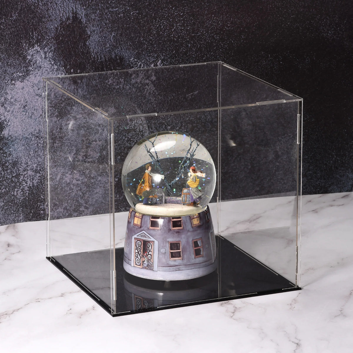 Acrylic Display Case for Collectibles Figures Dolls and Handicrafts