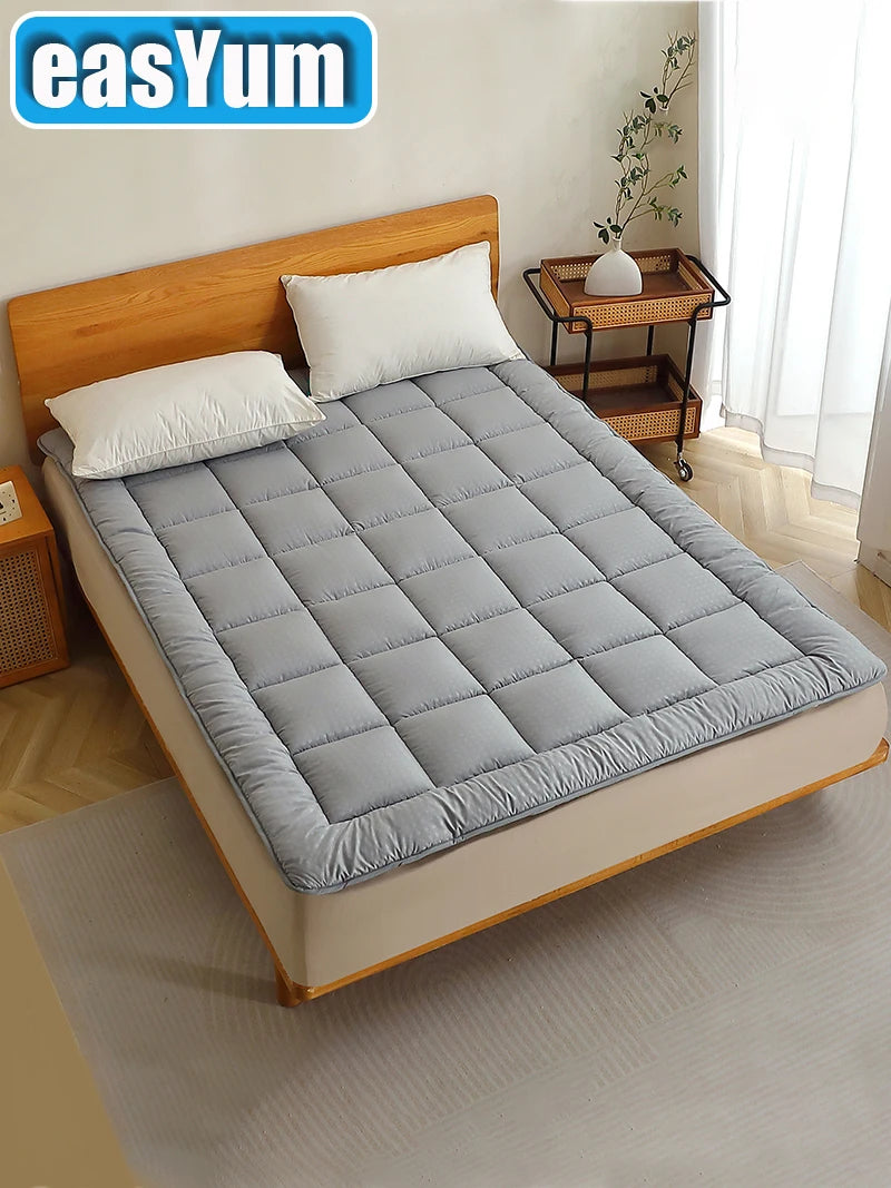 Lightweight Polyester Mattress Protector For Daily Use